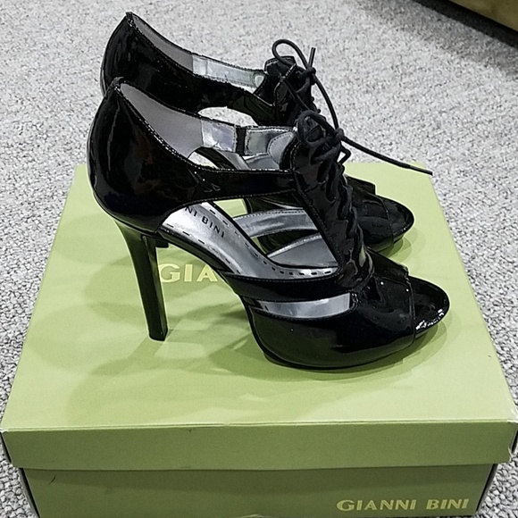 Gianni Bini Heels - Picture 2 of 4